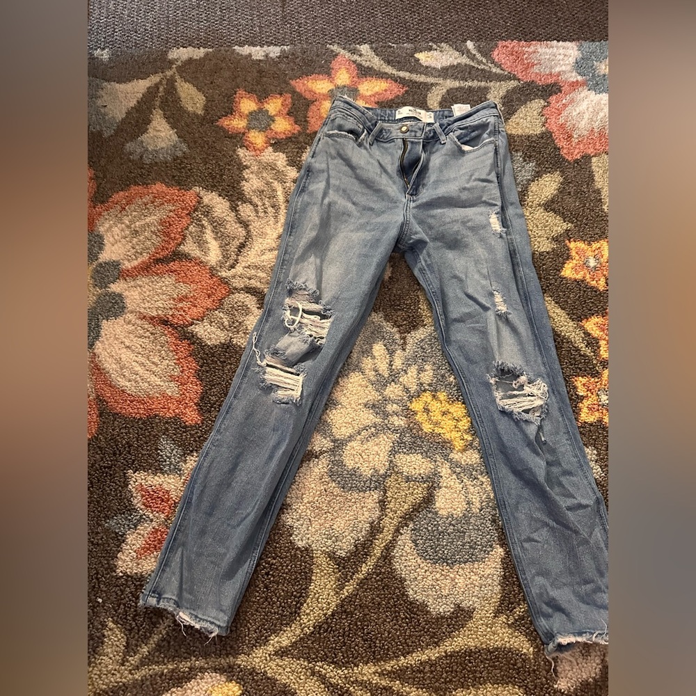 Hollister jeans